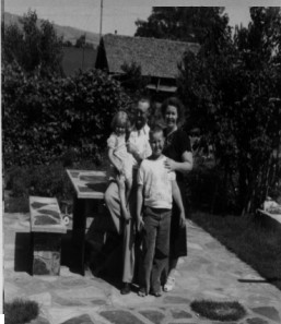 Agnes,Ralph,Jim,and Lynda Quinn year unknown